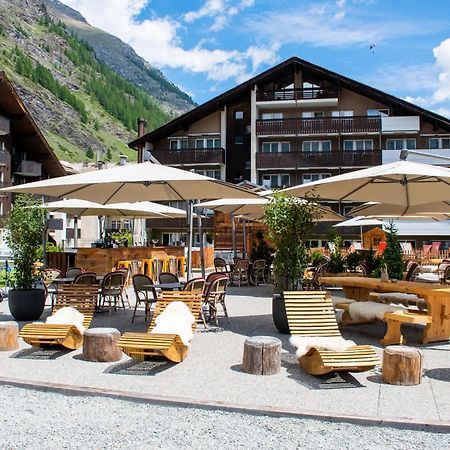 Schweizerhof Zermatt - A Small Luxury Hotel Dış mekan fotoğraf