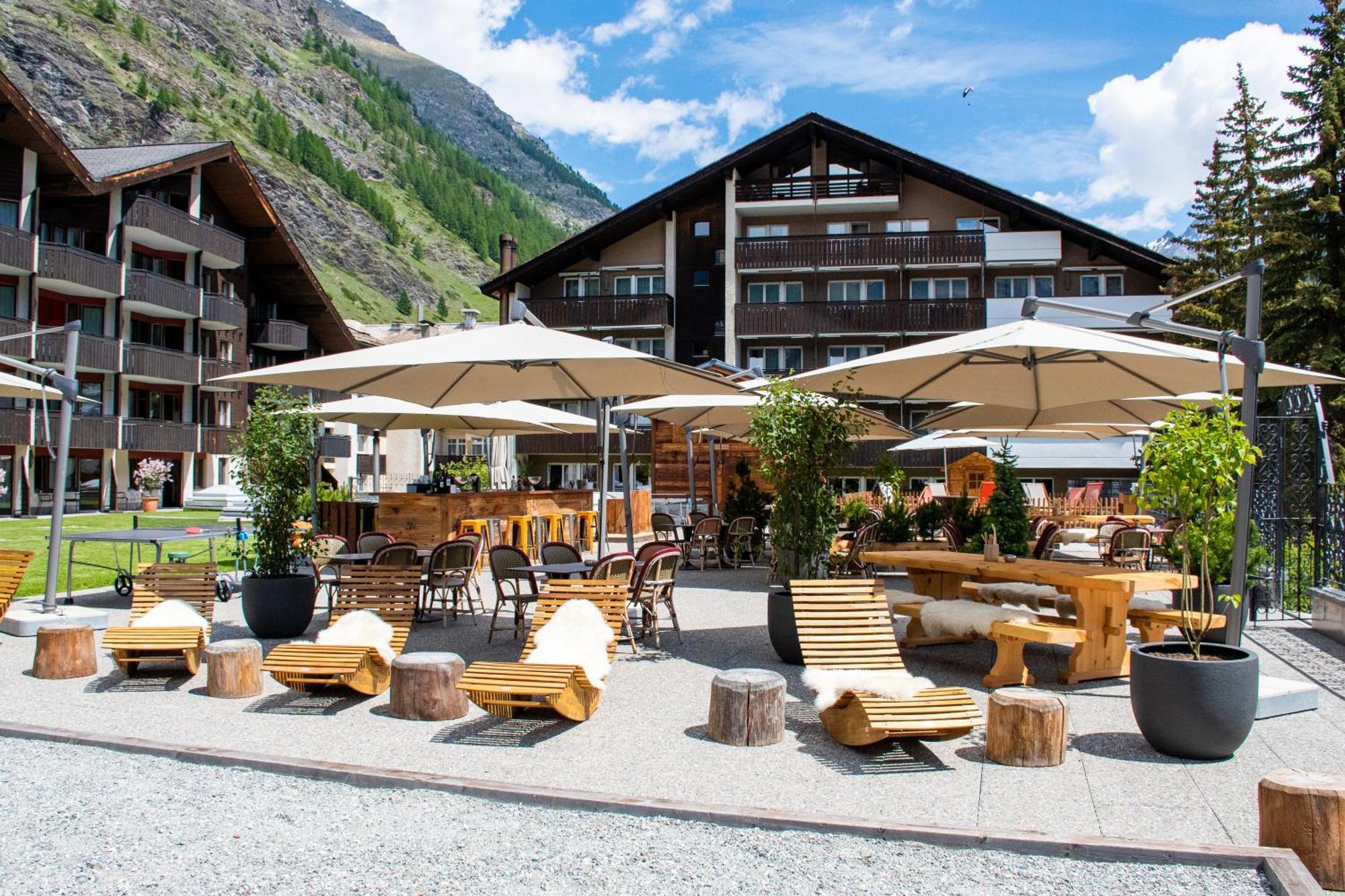 Schweizerhof Zermatt - A Small Luxury Hotel Dış mekan fotoğraf
